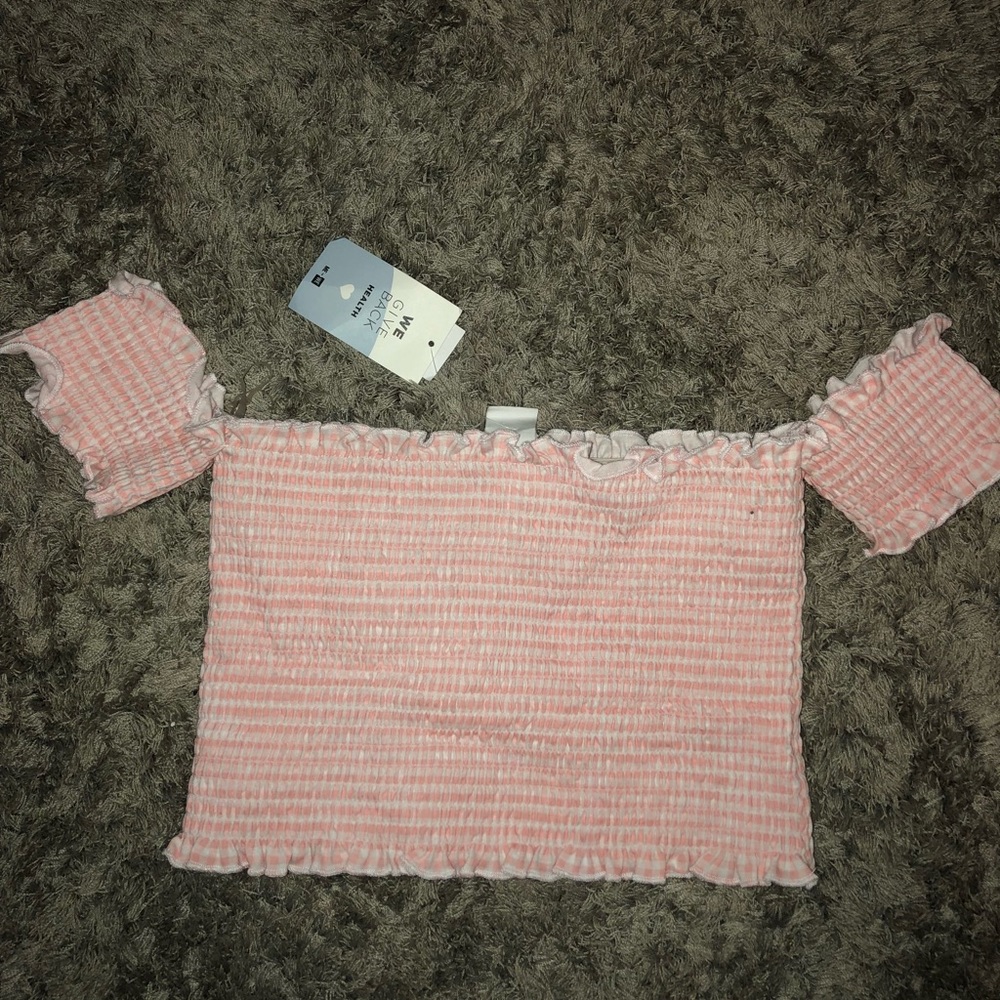 Women’s Baby Pink Off-The-Shoulder Crop Top